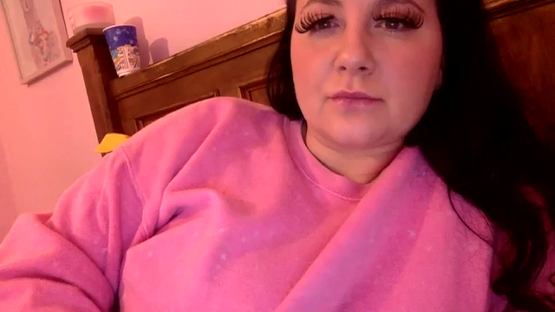 Gallery image thumbnail from Pandabella's myfreecams stream on, 01/19/2024, 12:49 image 6 of 20