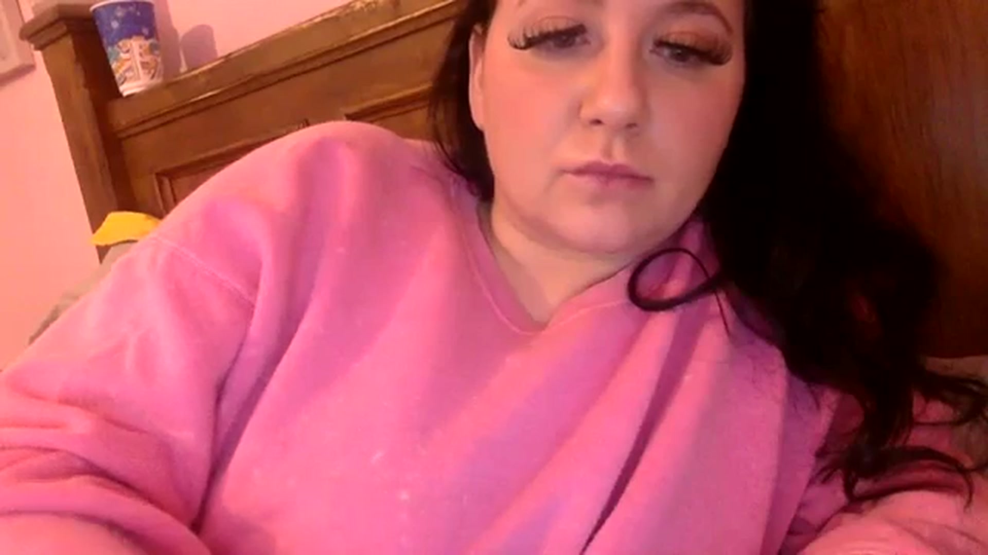 Gallery image thumbnail from Pandabella's myfreecams stream on, 01/19/2024, 12:49 image 17 of 20