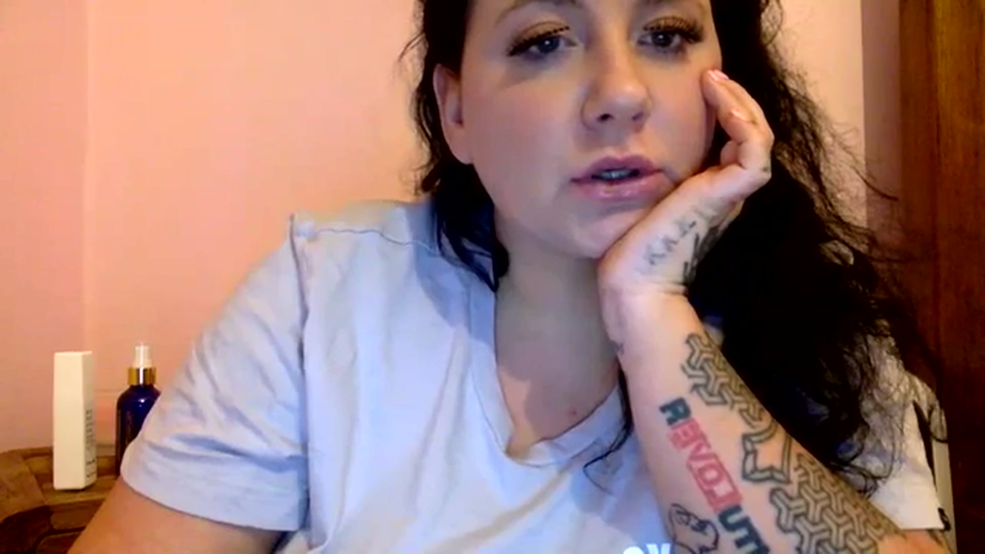 Gallery image thumbnail from Pandabella's myfreecams stream on, 02/01/2024, 23:38 image 13 of 20
