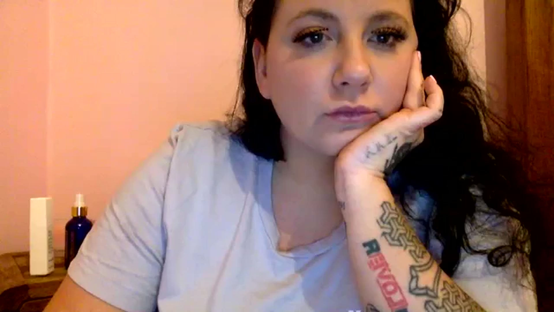 Gallery image thumbnail from Pandabella's myfreecams stream on, 02/02/2024, 24:00 image 5 of 20
