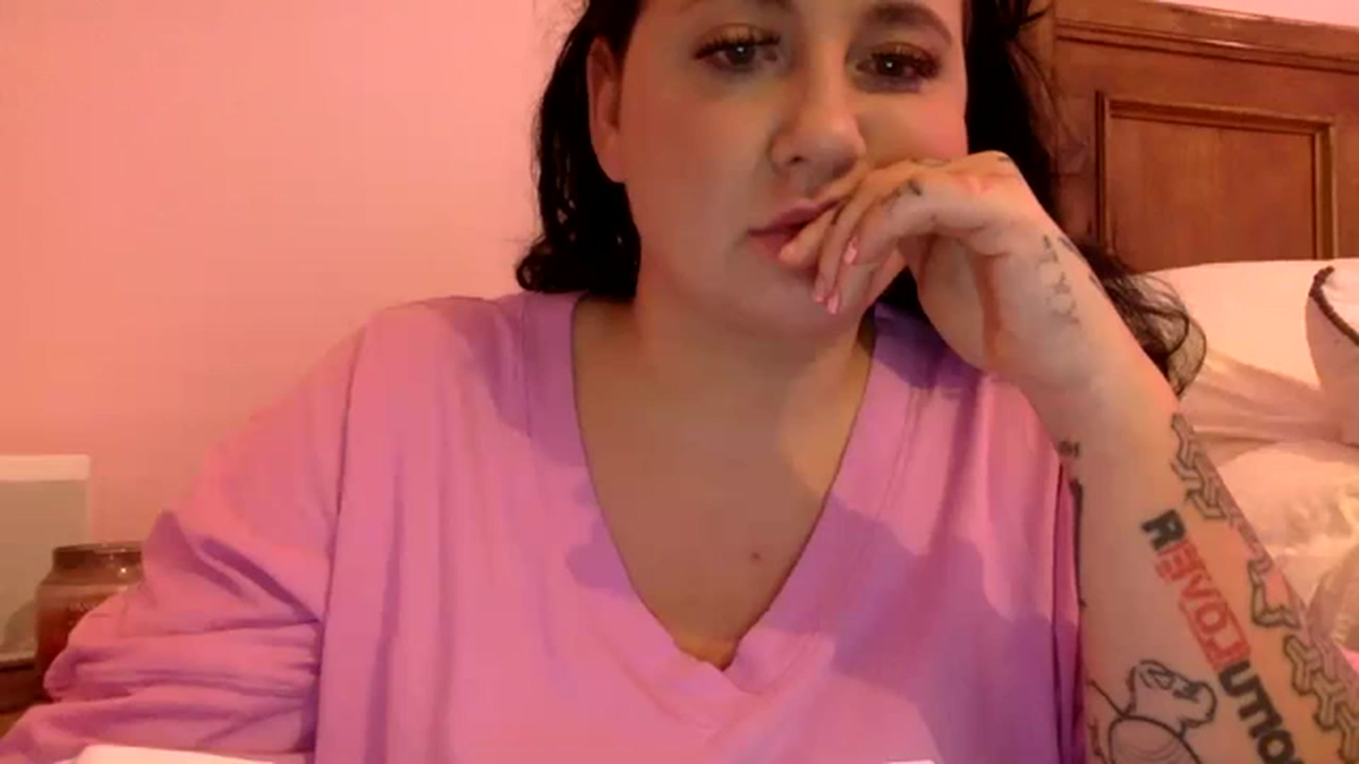 Gallery image thumbnail from Pandabella's myfreecams stream on, 02/03/2024, 01:03 image 17 of 20