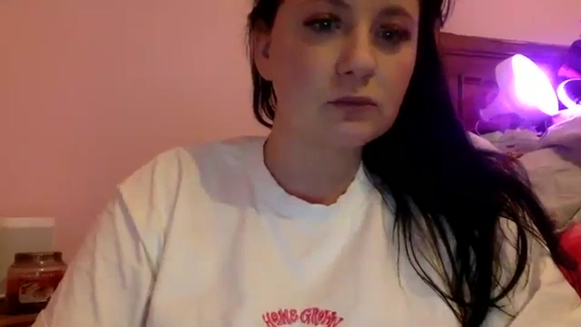 Gallery image thumbnail from Pandabella's myfreecams stream on, 02/08/2024, 24:54 image 8 of 20