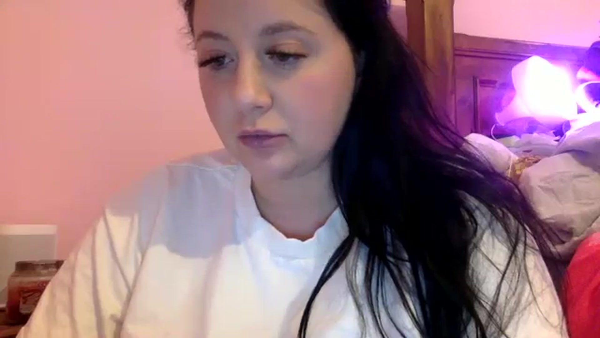 Gallery image thumbnail from Pandabella's myfreecams stream on, 02/08/2024, 24:54 image 10 of 20
