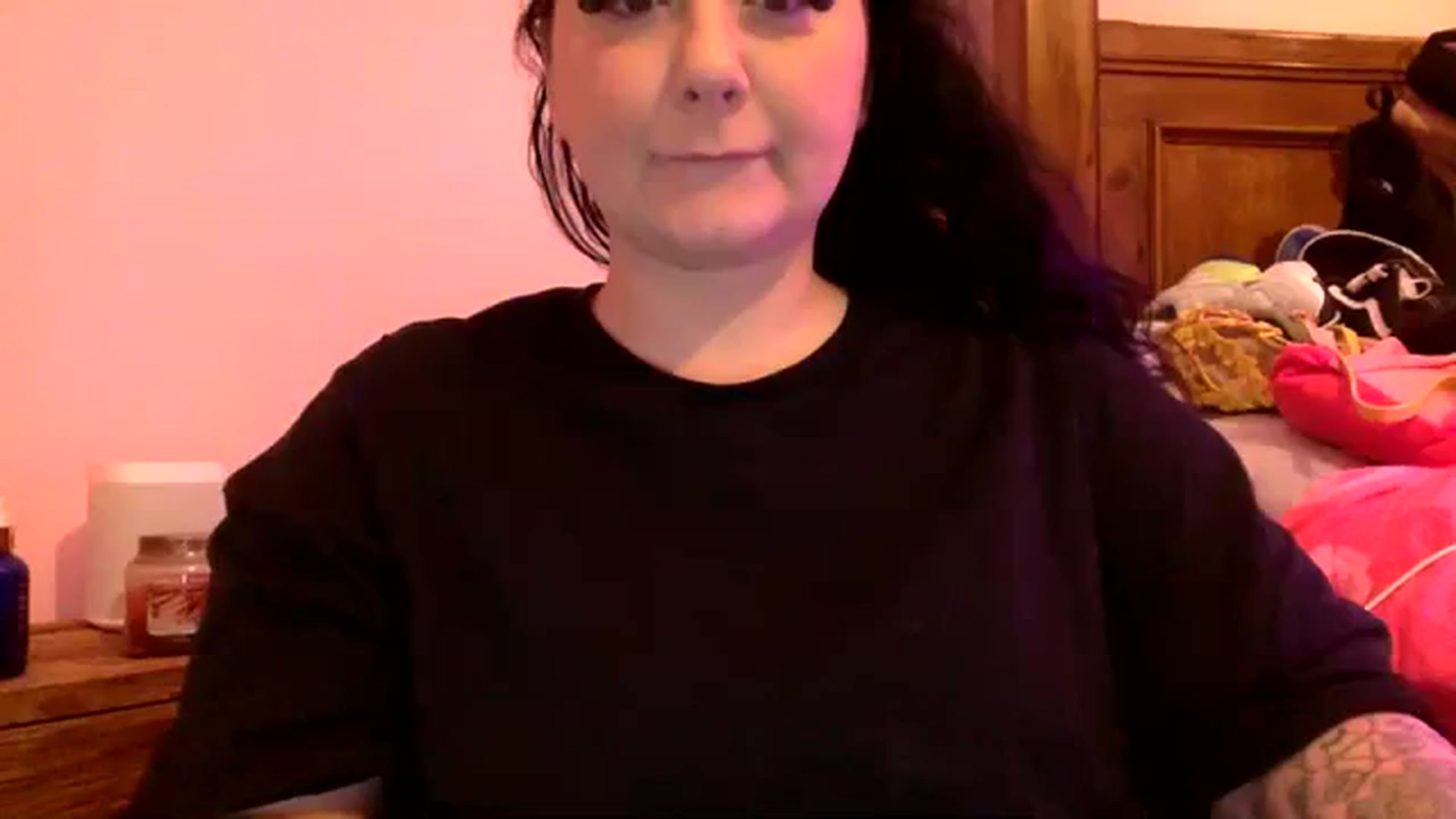 Gallery image thumbnail from Pandabella's myfreecams stream on, 02/08/2024, 21:39 image 15 of 20