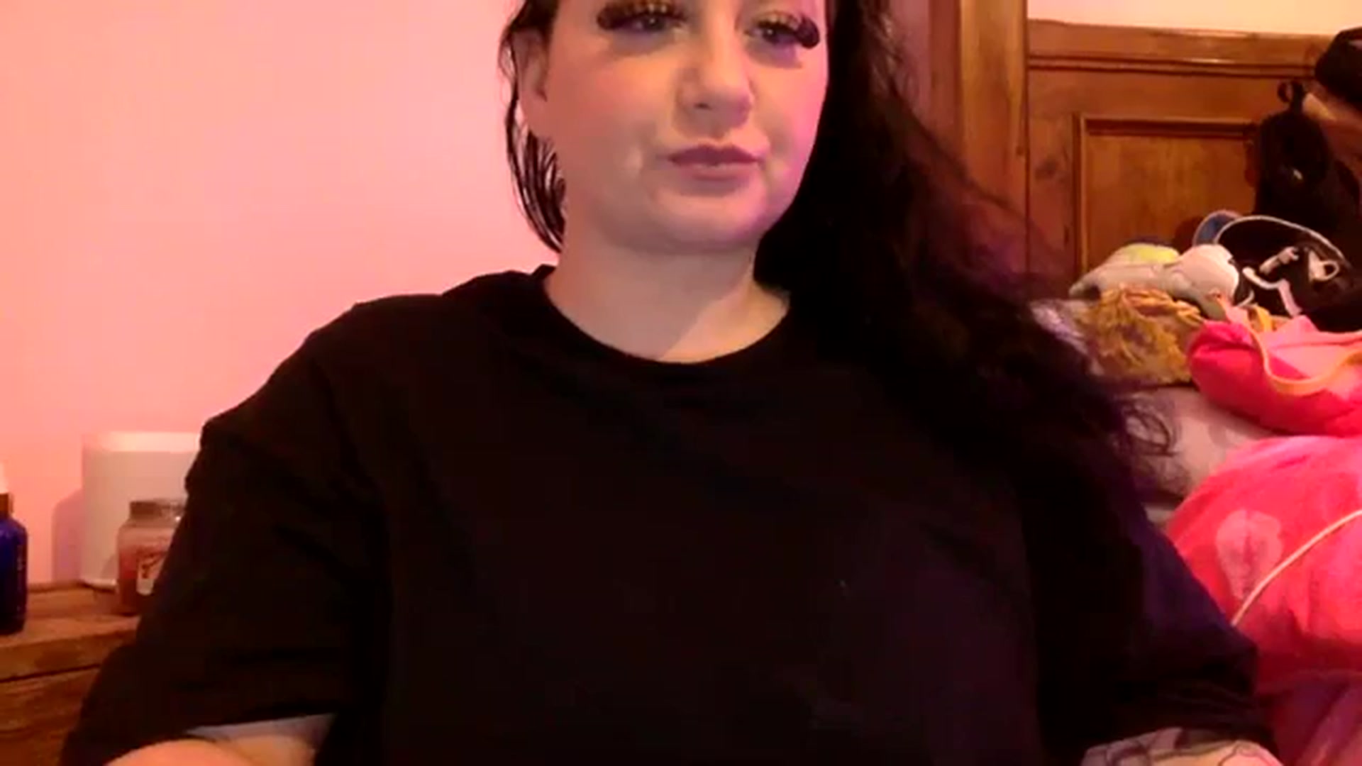 Gallery image thumbnail from Pandabella's myfreecams stream on, 02/08/2024, 21:39 image 13 of 20