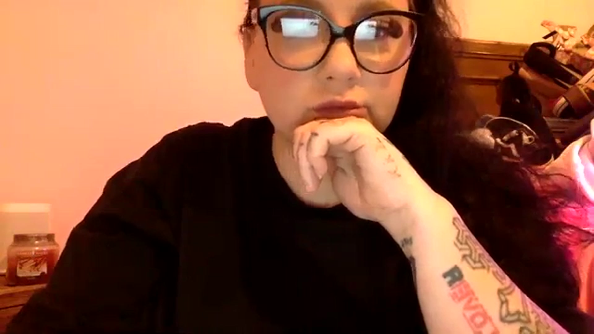 Gallery image thumbnail from Pandabella's myfreecams stream on, 02/08/2024, 21:39 image 6 of 20