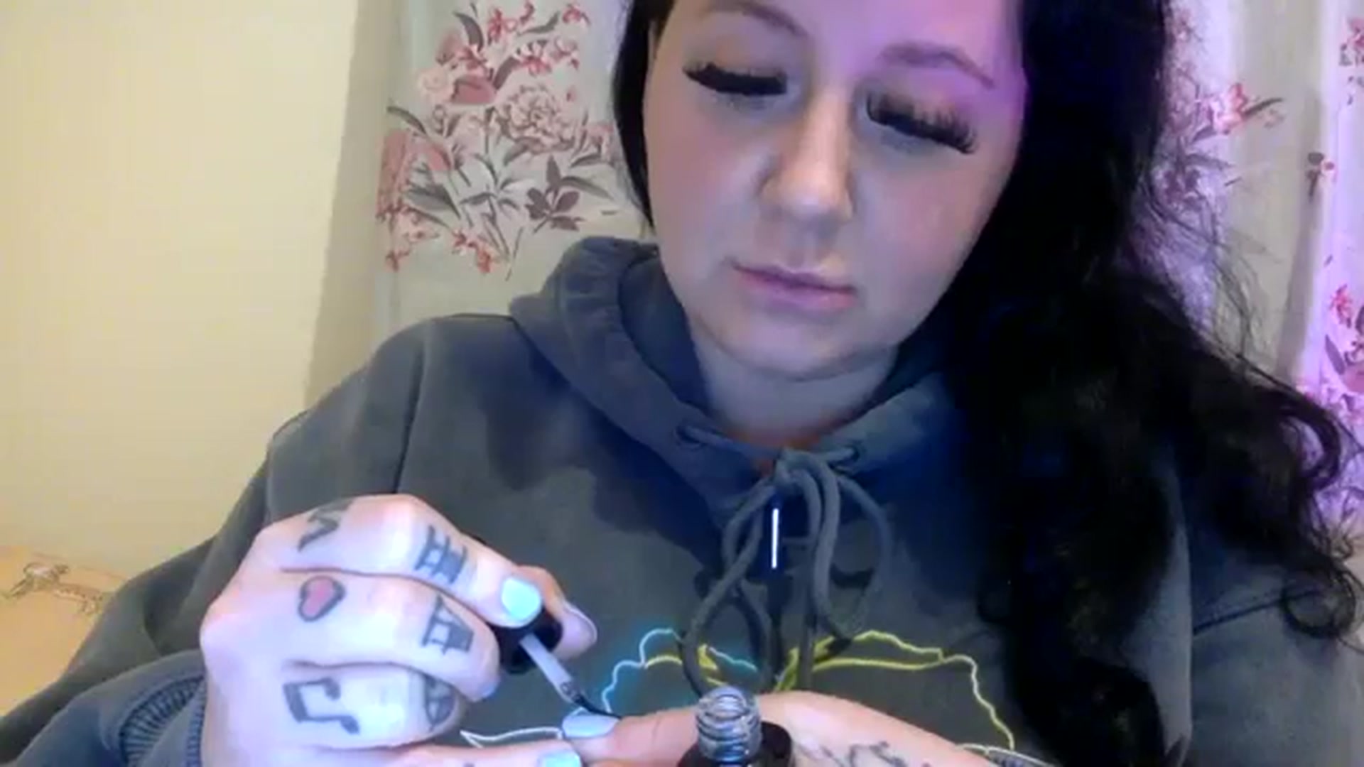 Gallery image thumbnail from Pandabella's myfreecams stream on, 02/11/2024, 01:16 image 16 of 20