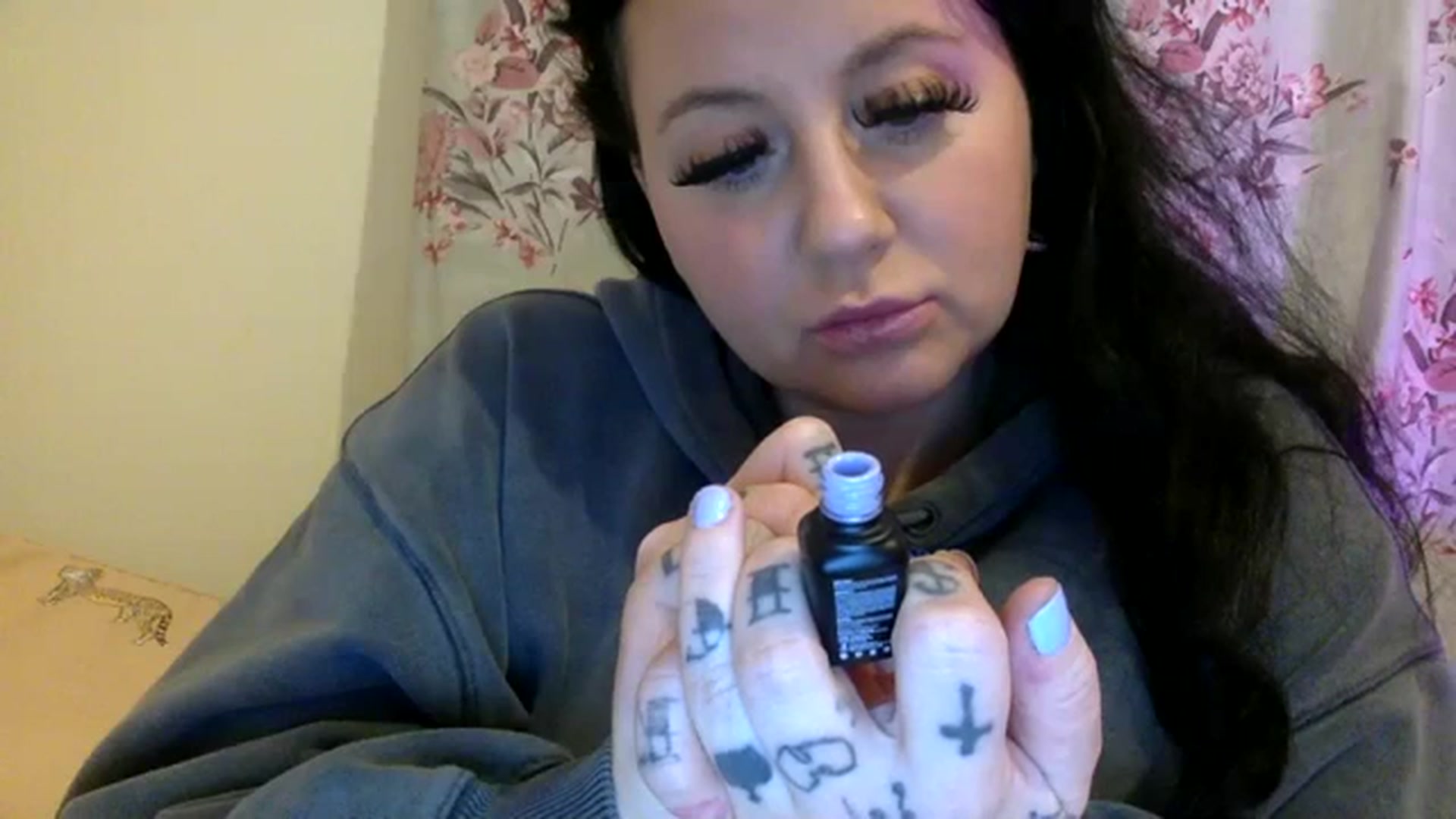 Gallery image thumbnail from Pandabella's myfreecams stream on, 02/11/2024, 01:16 image 8 of 20