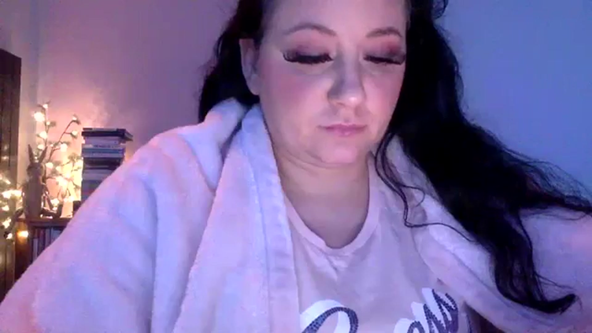 Gallery image thumbnail from Pandabella's myfreecams stream on, 02/15/2024, 07:24 image 19 of 20