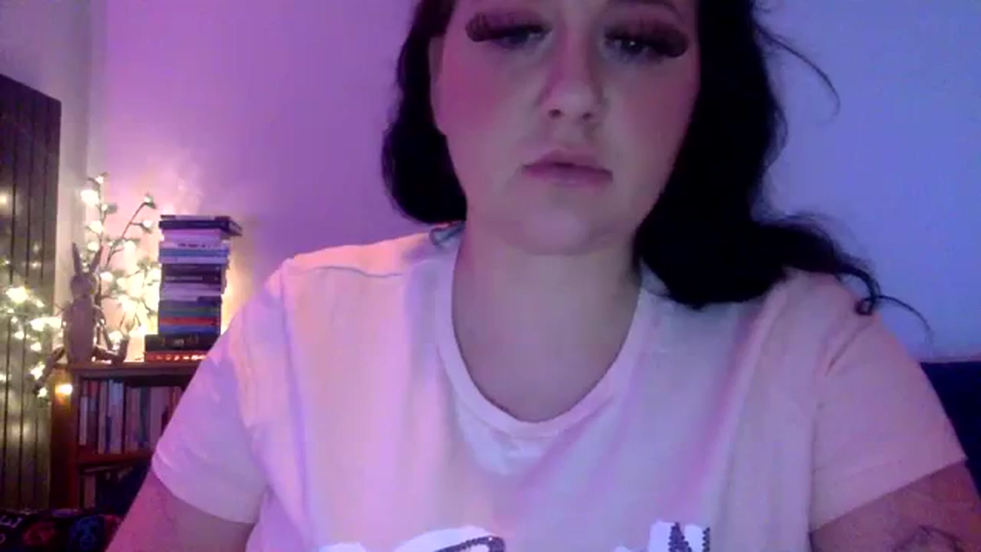 Gallery image thumbnail from Pandabella's myfreecams stream on, 02/15/2024, 07:24 image 10 of 20