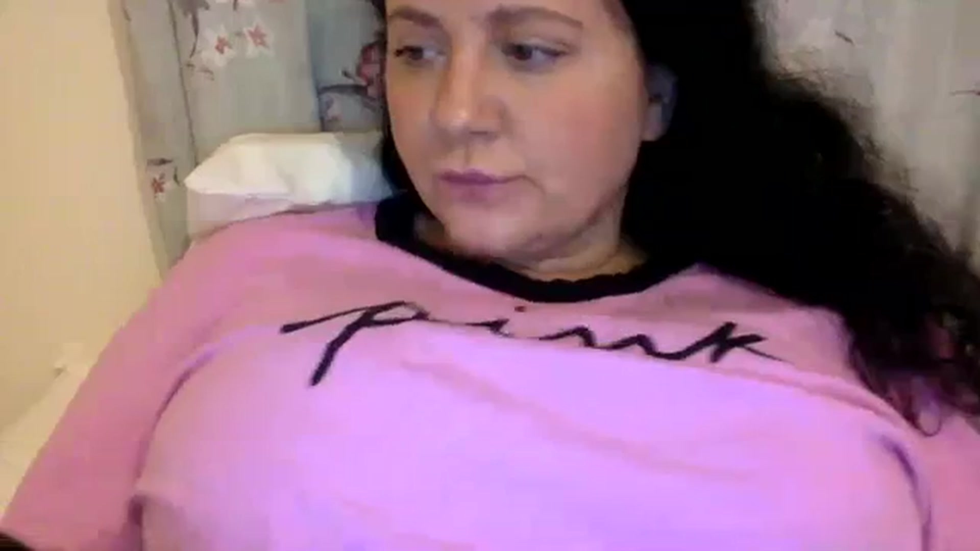 Gallery image thumbnail from Pandabella's myfreecams stream on, 02/17/2024, 05:17 image 7 of 20