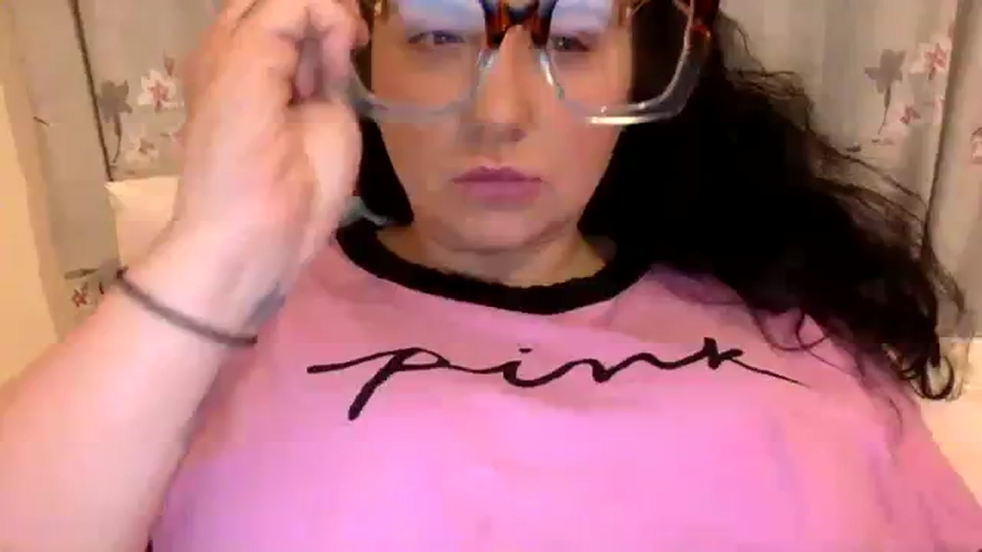 Gallery image thumbnail from Pandabella's myfreecams stream on, 02/17/2024, 05:17 image 3 of 20