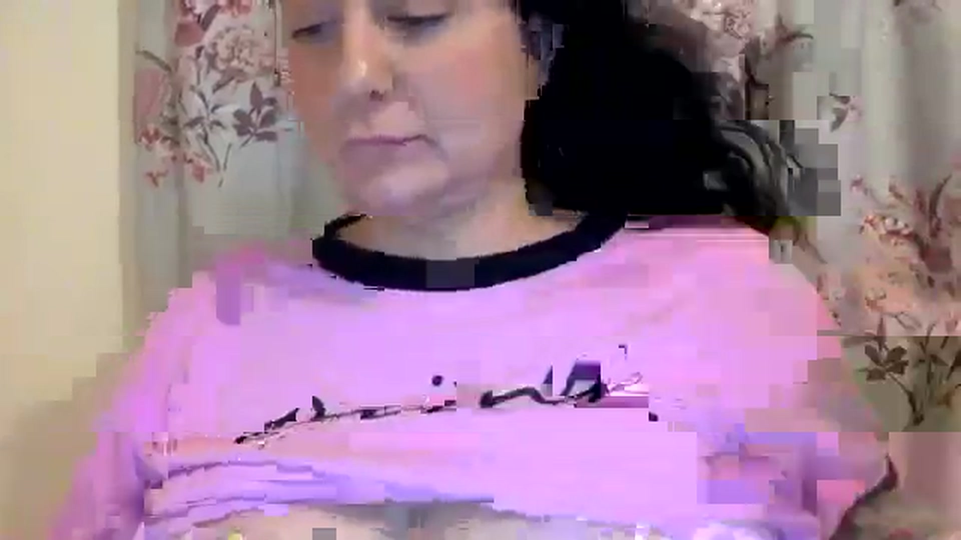 Gallery image thumbnail from Pandabella's myfreecams stream on, 02/17/2024, 05:17 image 17 of 20