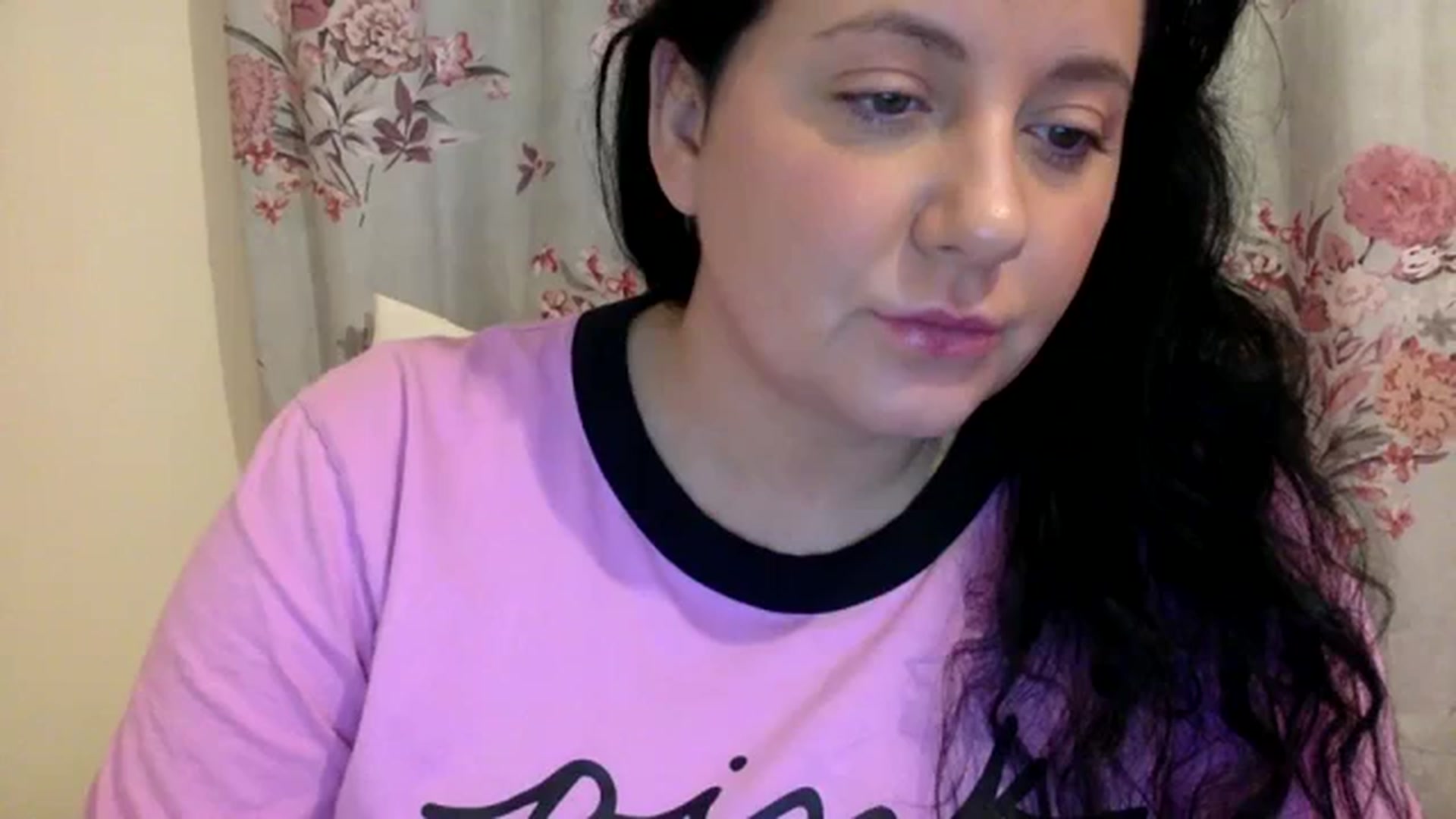 Gallery image thumbnail from Pandabella's myfreecams stream on, 02/17/2024, 05:17 image 10 of 20