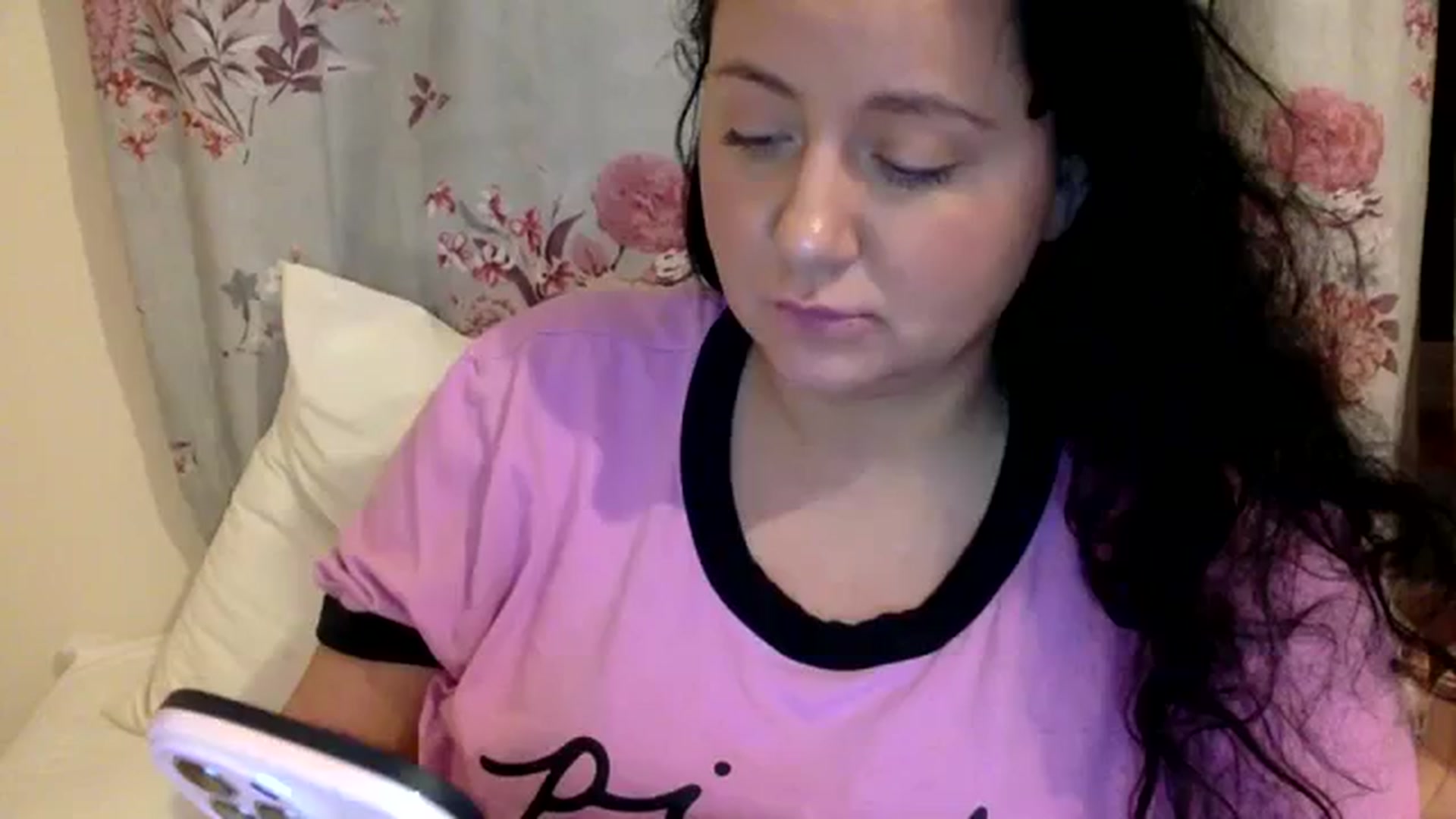 Gallery image thumbnail from Pandabella's myfreecams stream on, 02/17/2024, 05:59 image 3 of 20