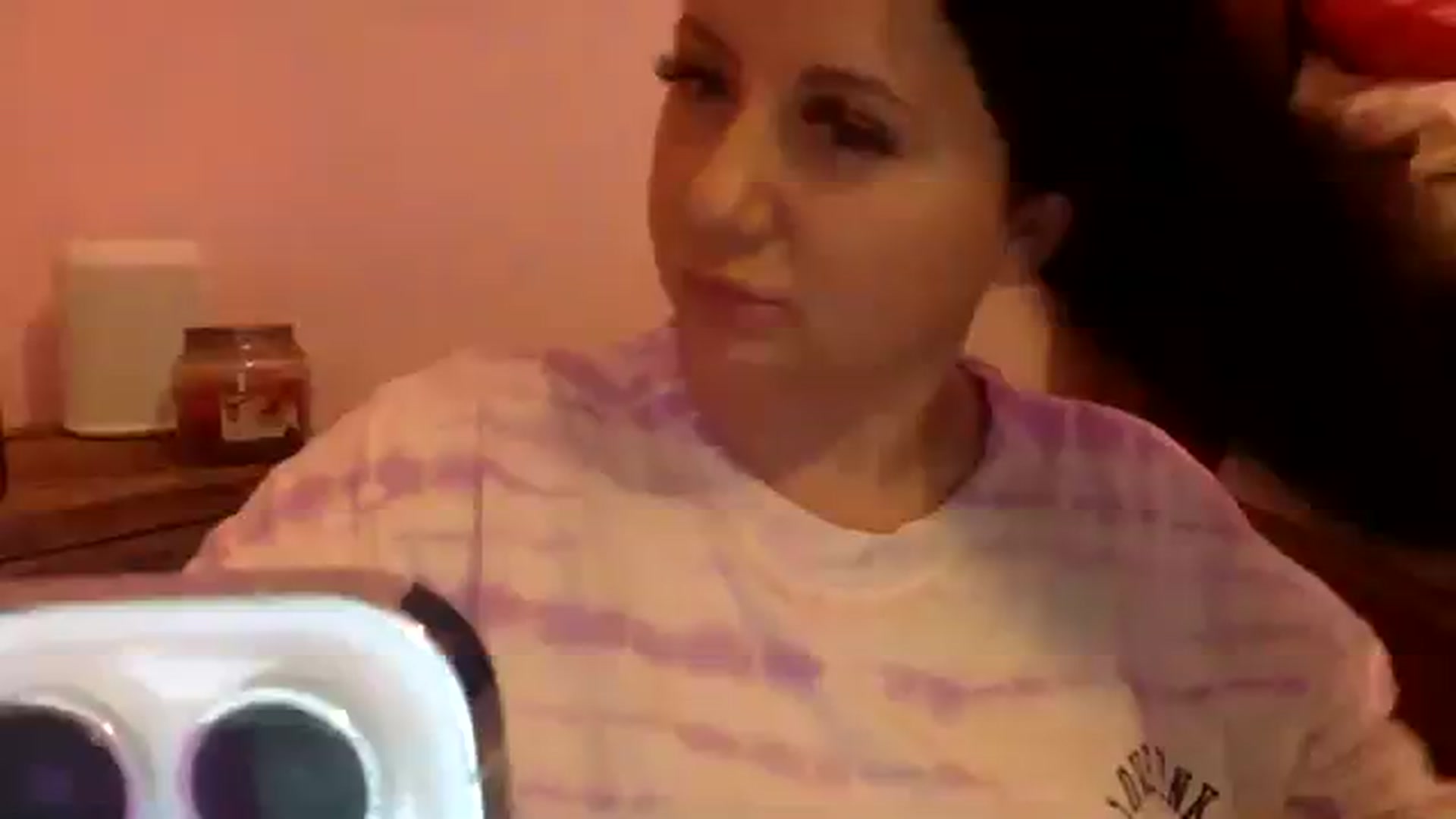 Gallery image thumbnail from Pandabella's myfreecams stream on, 03/03/2024, 23:42 image 13 of 20