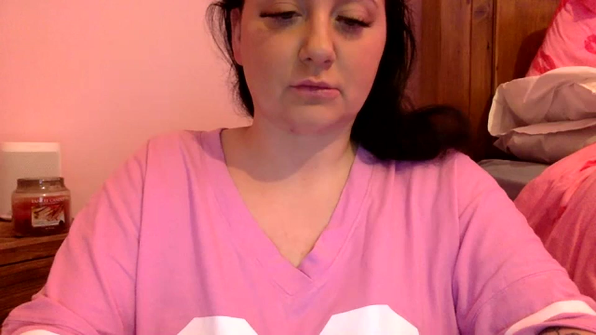 Gallery image thumbnail from Pandabella's myfreecams stream on, 03/04/2024, 21:47 image 13 of 20