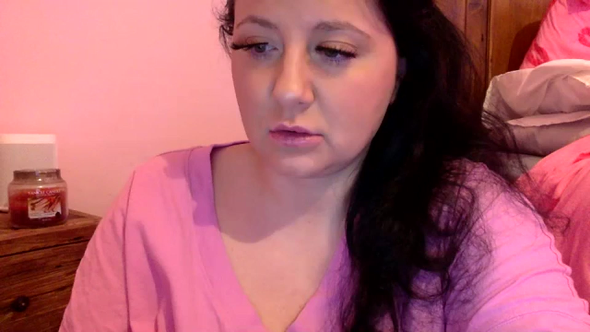 Gallery image thumbnail from Pandabella's myfreecams stream on, 03/04/2024, 21:47 image 15 of 20