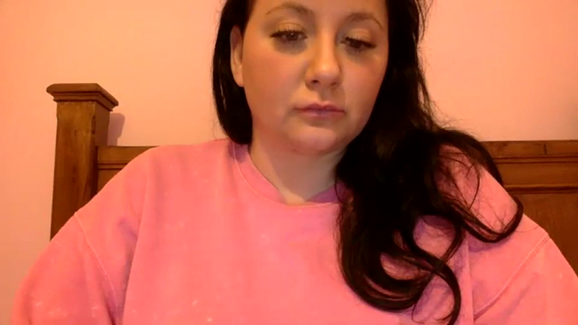 Gallery image thumbnail from Pandabella's myfreecams stream on, 03/11/2024, 23:55 image 18 of 20
