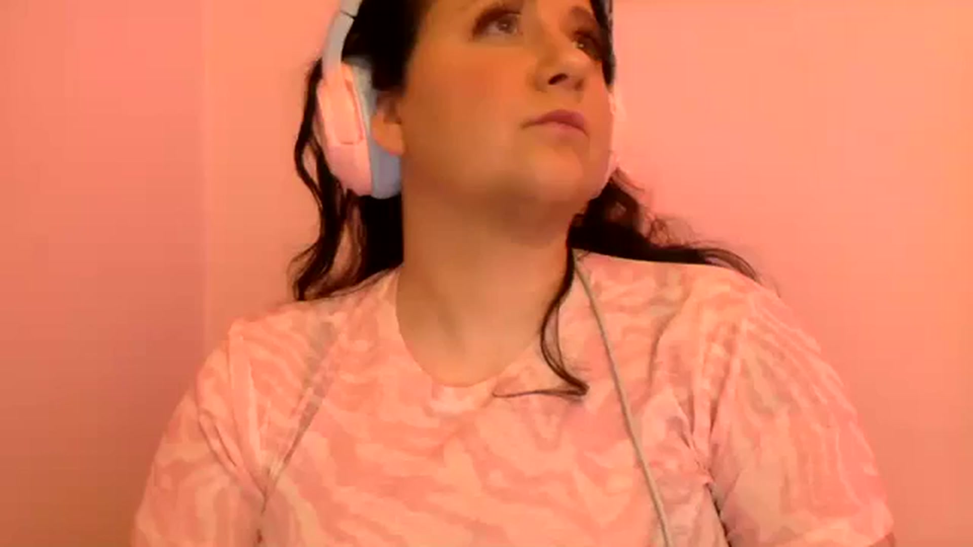Gallery image thumbnail from Pandabella's myfreecams stream on, 03/16/2024, 23:49 image 14 of 20