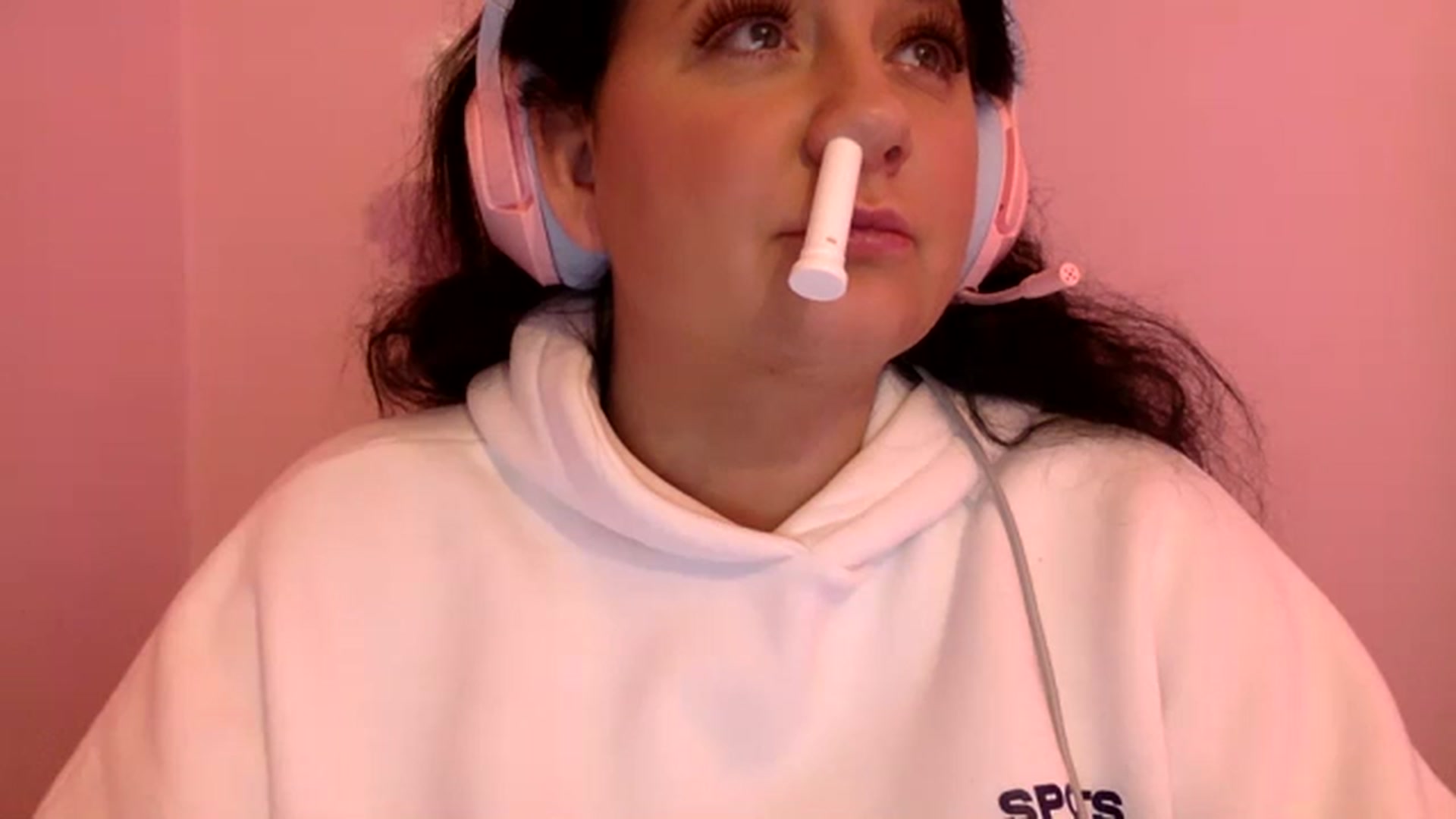 Gallery image thumbnail from Pandabella's myfreecams stream on, 03/21/2024, 01:56 image 17 of 20