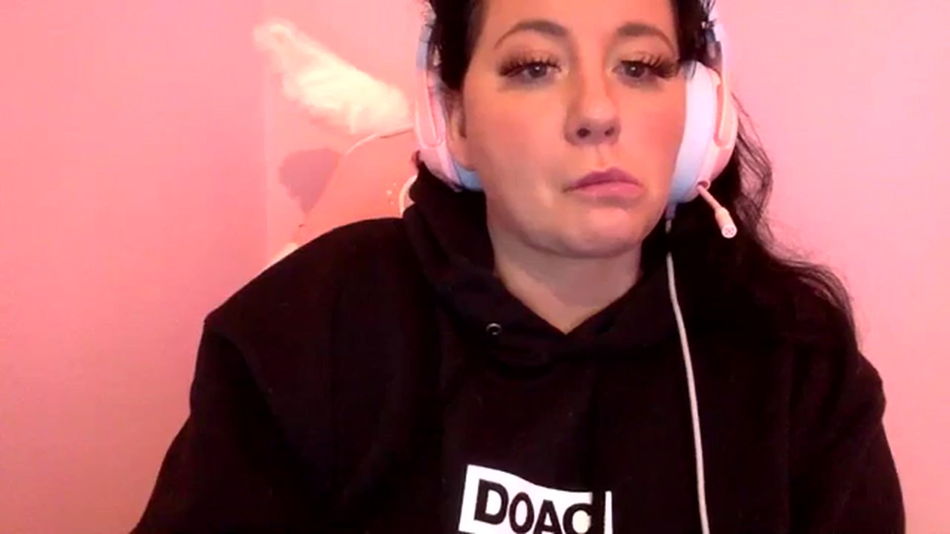 Gallery image thumbnail from Pandabella's myfreecams stream on, 03/31/2024, 18:06 image 20 of 20