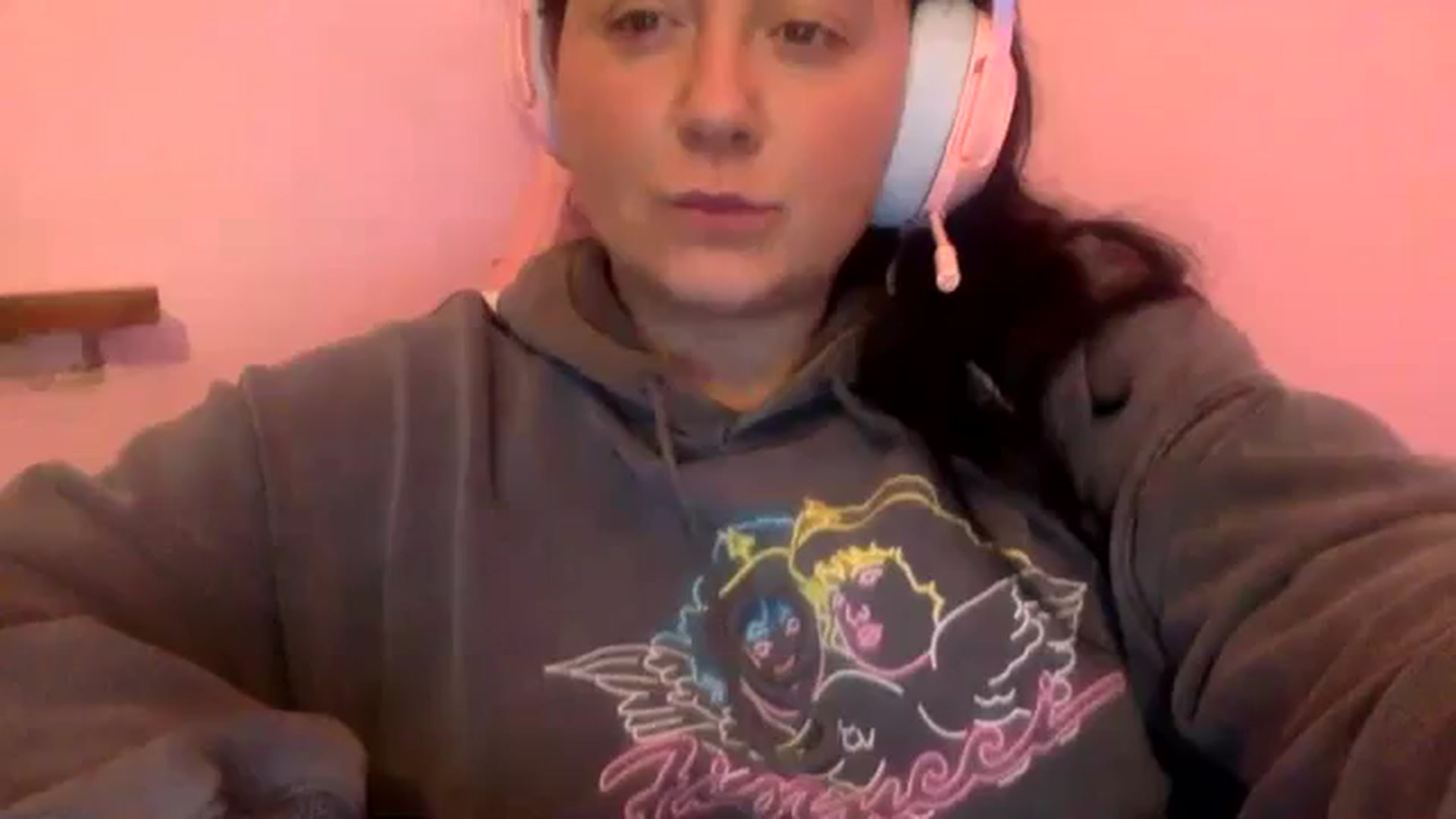 Gallery image thumbnail from Pandabella's myfreecams stream on, 04/02/2024, 23:22 image 18 of 20