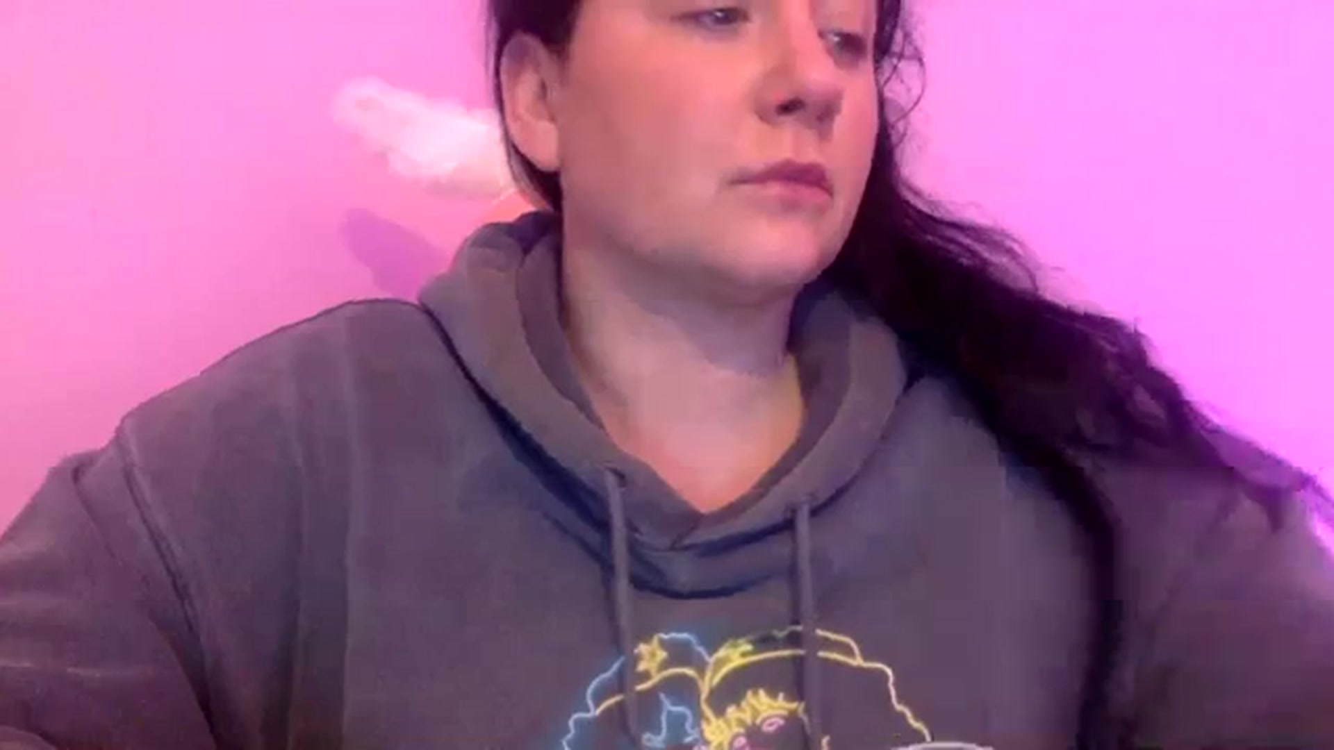 Gallery image thumbnail from Pandabella's myfreecams stream on, 04/02/2024, 23:22 image 10 of 20