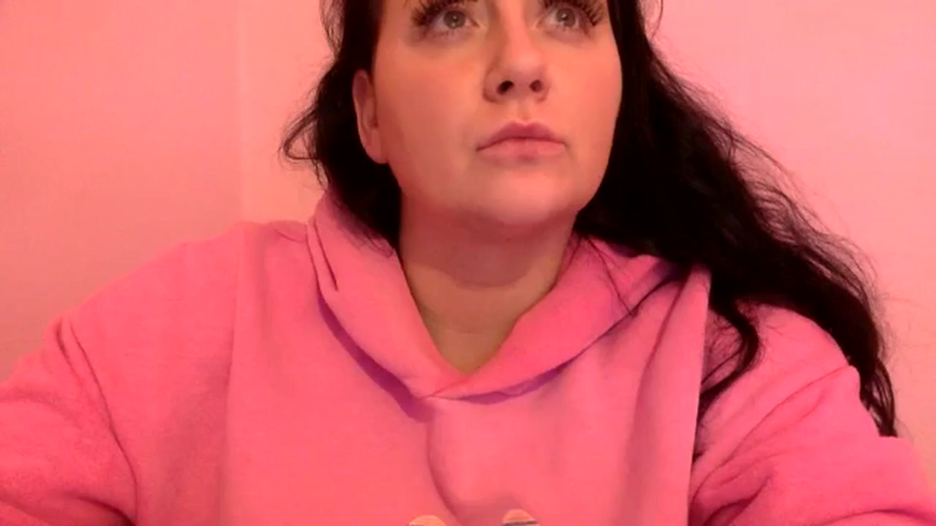 Gallery image thumbnail from Pandabella's myfreecams stream on, 04/16/2024, 21:37 image 18 of 20