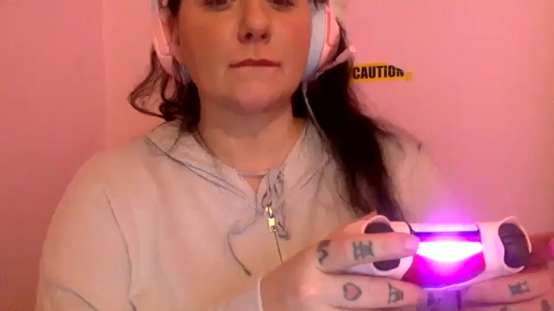 Gallery image thumbnail from Pandabella's myfreecams stream on, 04/26/2024, 24:56 image 14 of 20