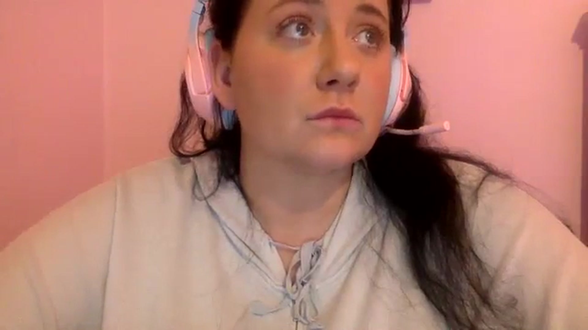 Gallery image thumbnail from Pandabella's myfreecams stream on, 04/26/2024, 24:56 image 12 of 20