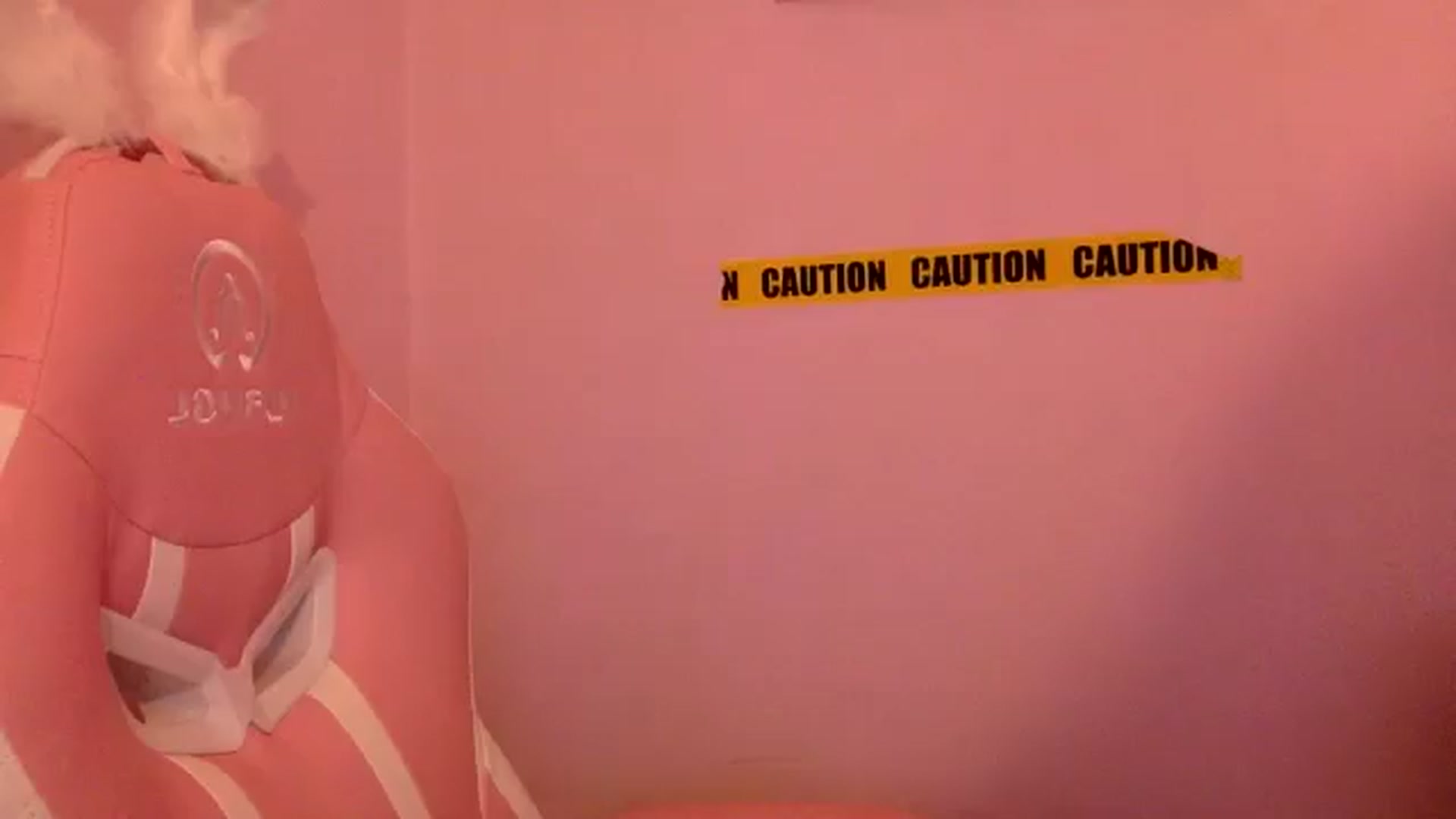Gallery image thumbnail from Pandabella's myfreecams stream on, 05/11/2024, 24:44 image 1 of 20