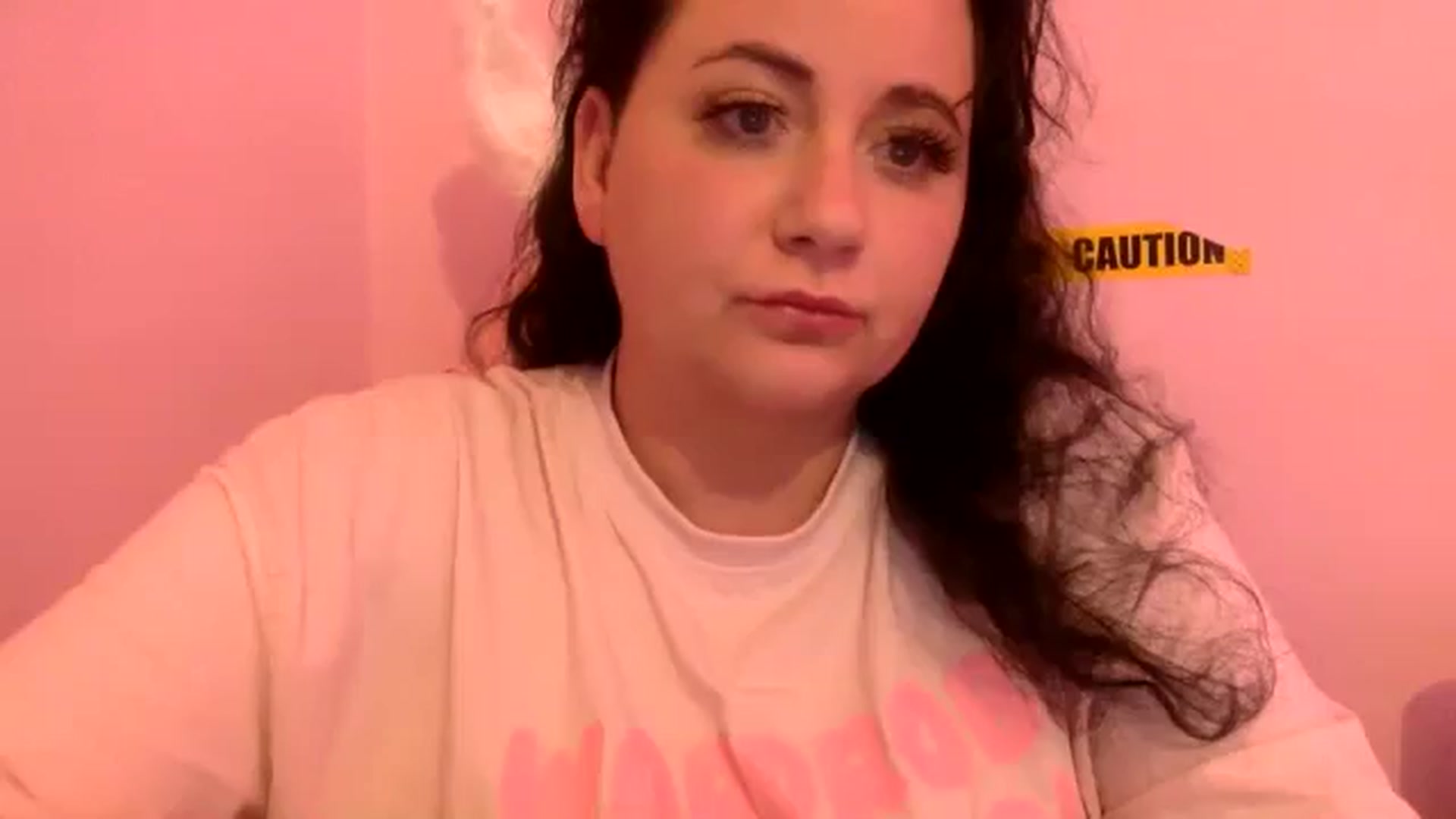 Gallery image thumbnail from Pandabella's myfreecams stream on, 05/15/2024, 23:43 image 16 of 20