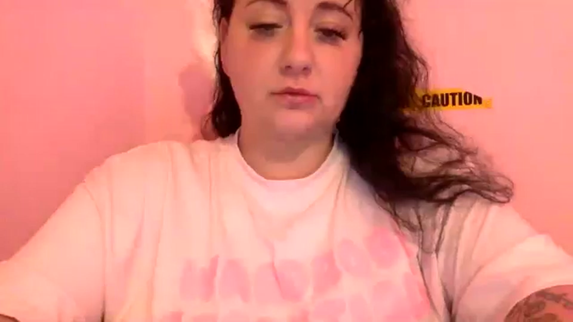 Gallery image thumbnail from Pandabella's myfreecams stream on, 05/15/2024, 23:43 image 15 of 20