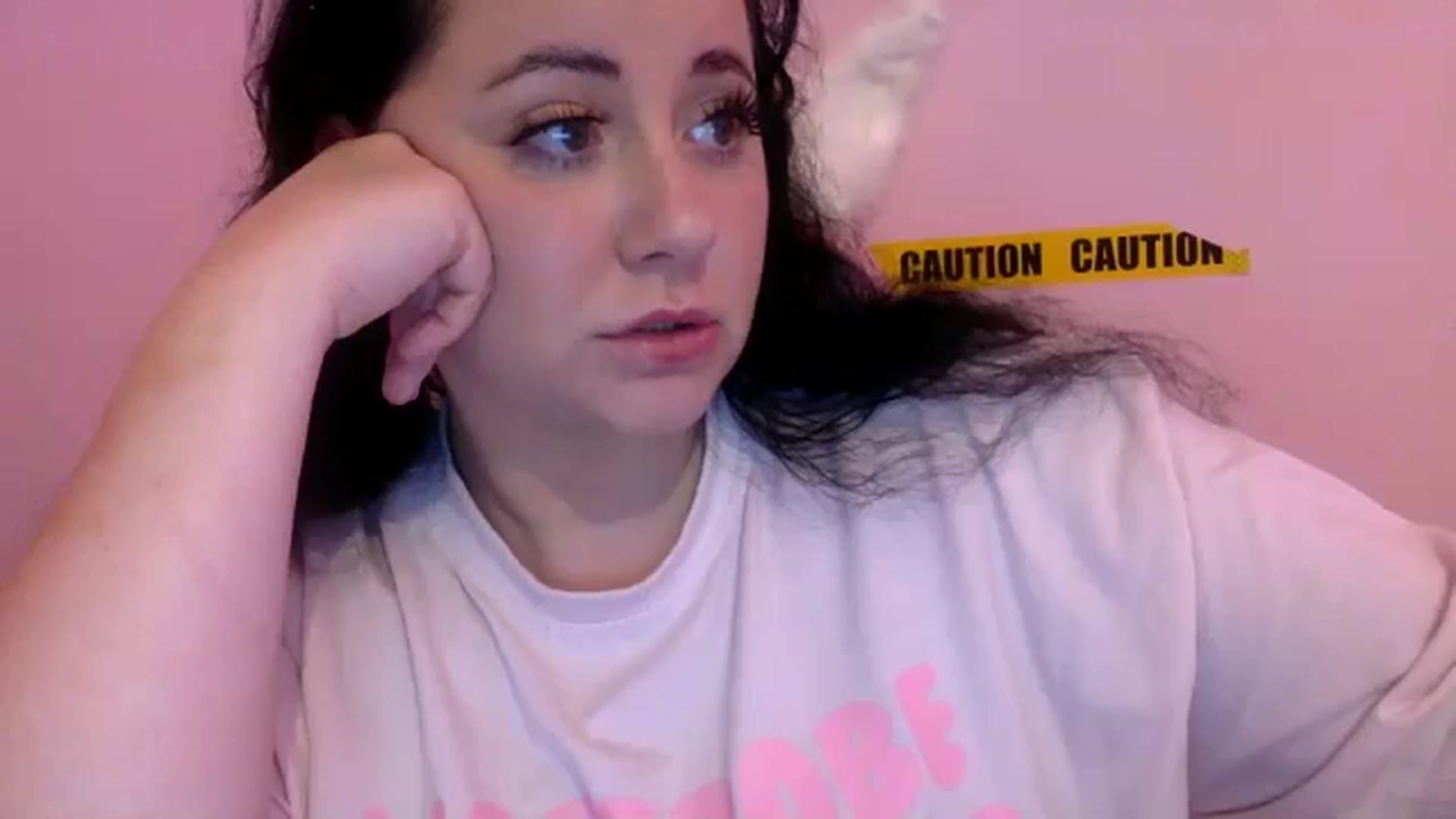 Gallery image thumbnail from Pandabella's myfreecams stream on, 05/15/2024, 23:43 image 14 of 20