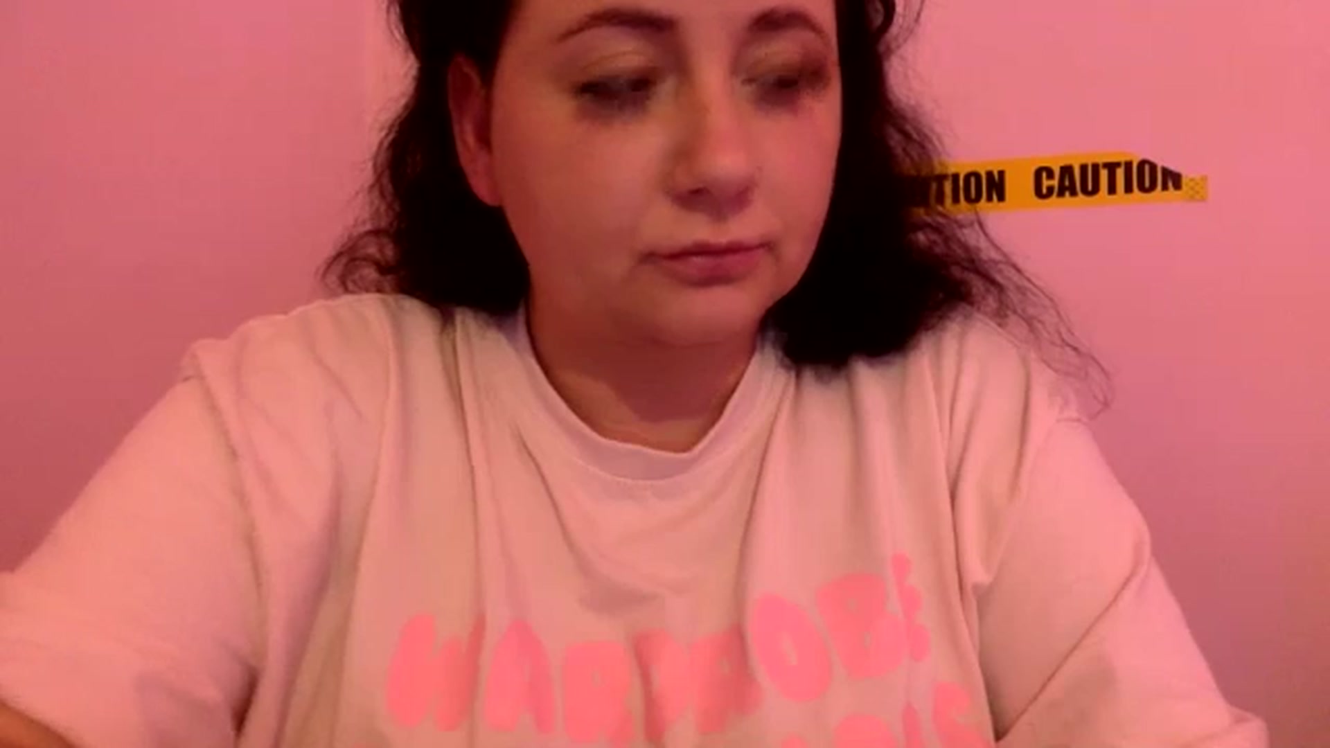 Gallery image thumbnail from Pandabella's myfreecams stream on, 05/16/2024, 24:35 image 12 of 20