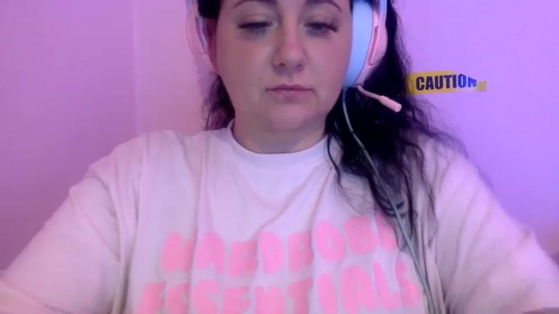 Gallery image thumbnail from Pandabella's myfreecams stream on, 05/16/2024, 24:56 image 8 of 20