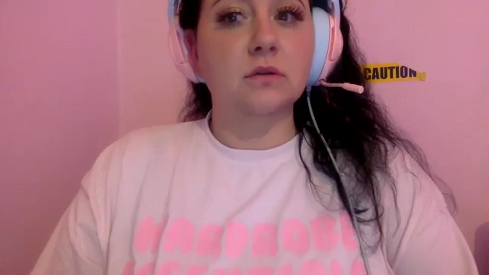 Gallery image thumbnail from Pandabella's myfreecams stream on, 05/16/2024, 24:56 image 10 of 20