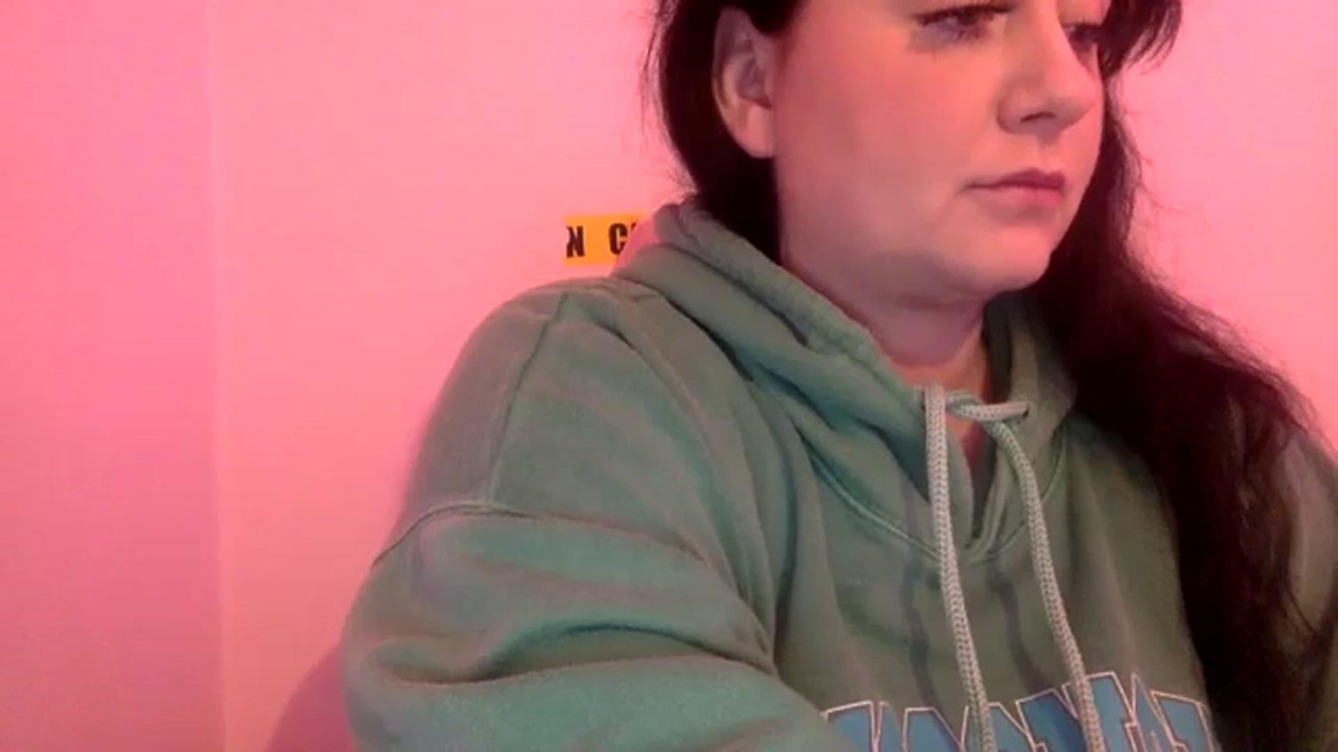 Gallery image thumbnail from Pandabella's myfreecams stream on, 05/20/2024, 21:18 image 10 of 20