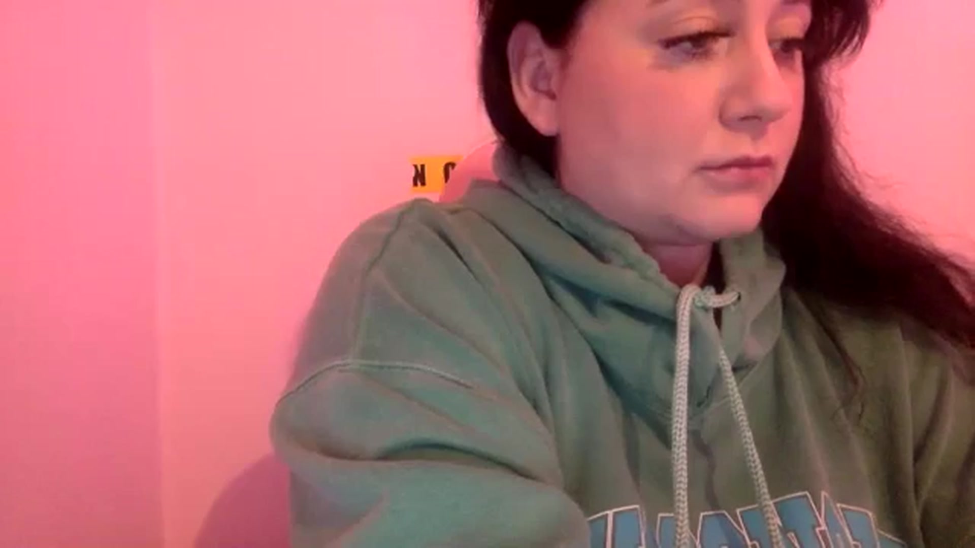 Gallery image thumbnail from Pandabella's myfreecams stream on, 05/20/2024, 21:18 image 12 of 20