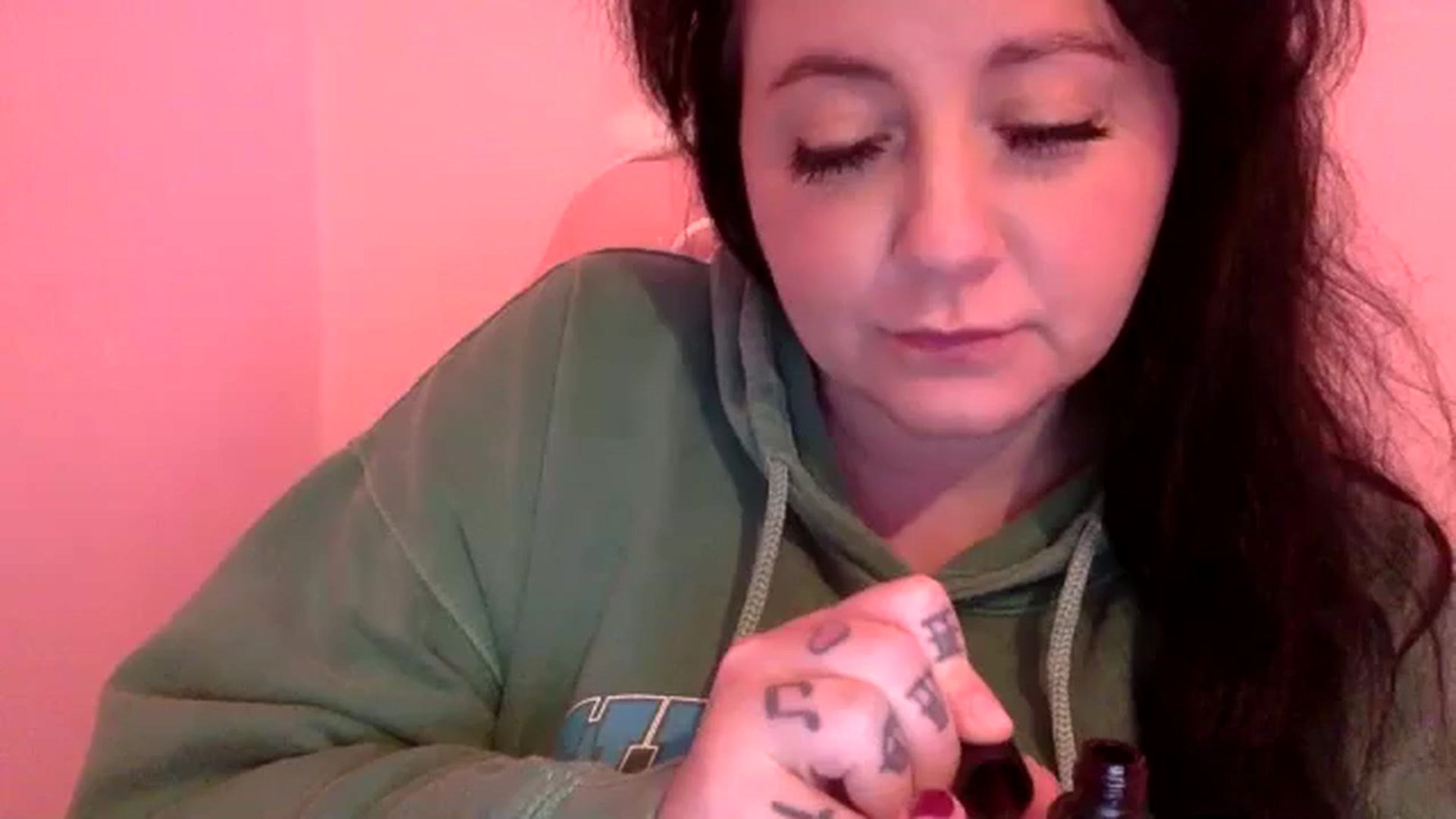 Gallery image thumbnail from Pandabella's myfreecams stream on, 05/20/2024, 23:52 image 11 of 20