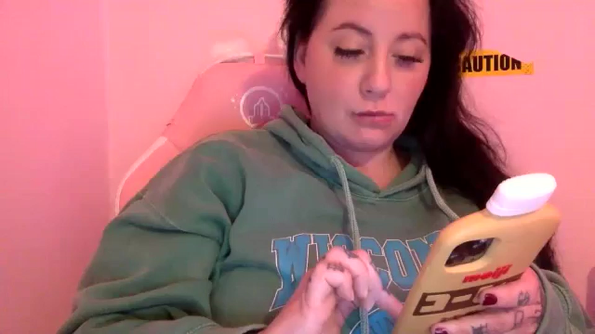 Gallery image thumbnail from Pandabella's myfreecams stream on, 05/20/2024, 23:52 image 12 of 20