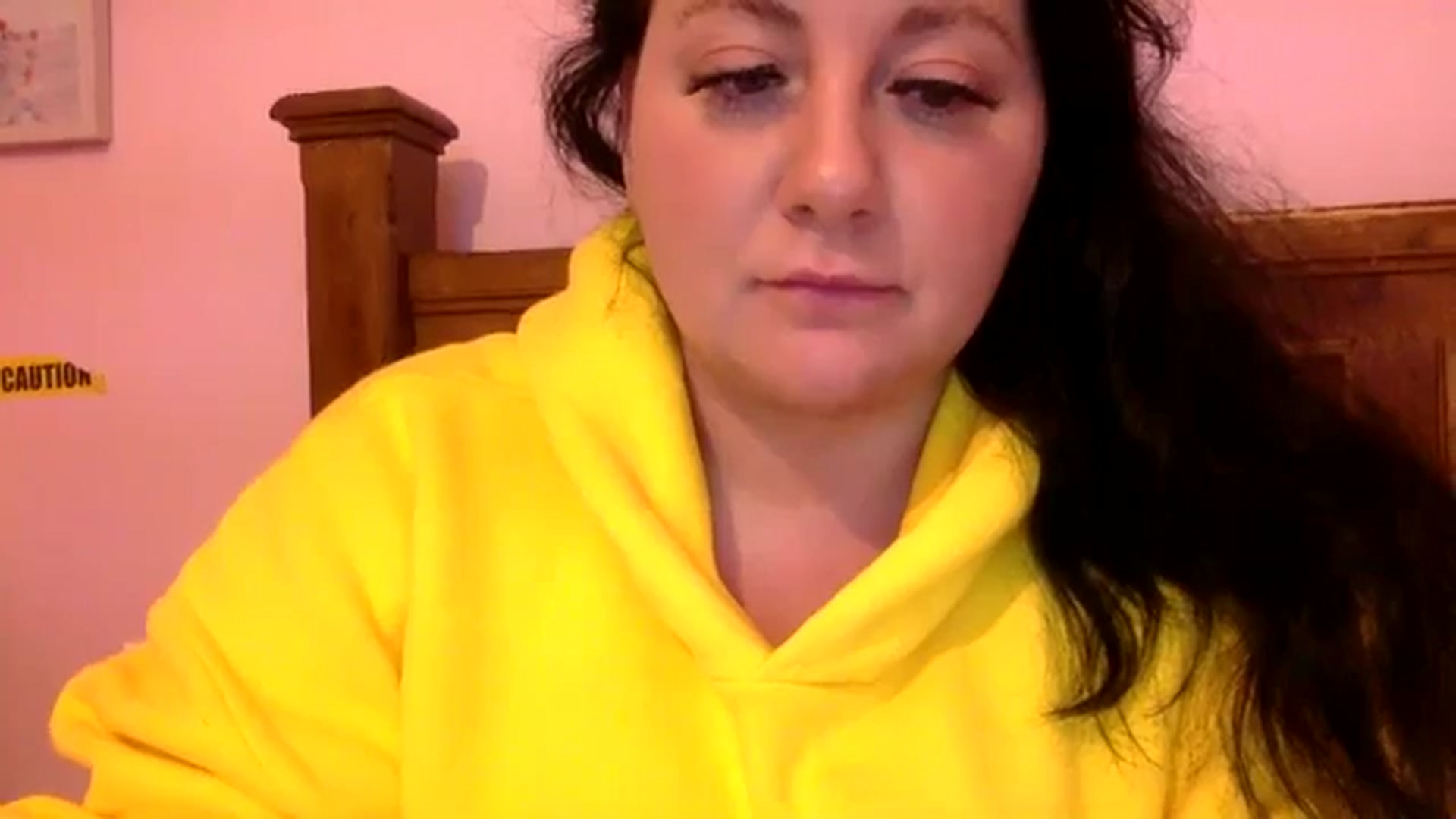 Gallery image thumbnail from Pandabella's myfreecams stream on, 05/26/2024, 24:01 image 17 of 20