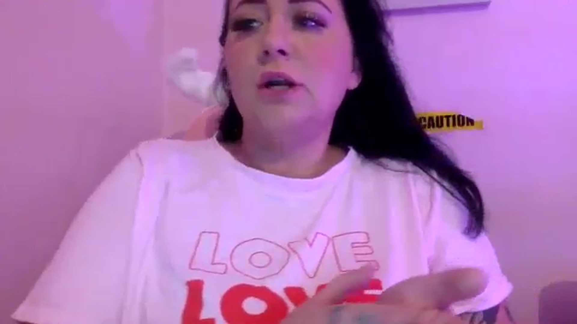 Gallery image thumbnail from Pandabella's myfreecams stream on, 06/02/2024, 24:01 image 6 of 20