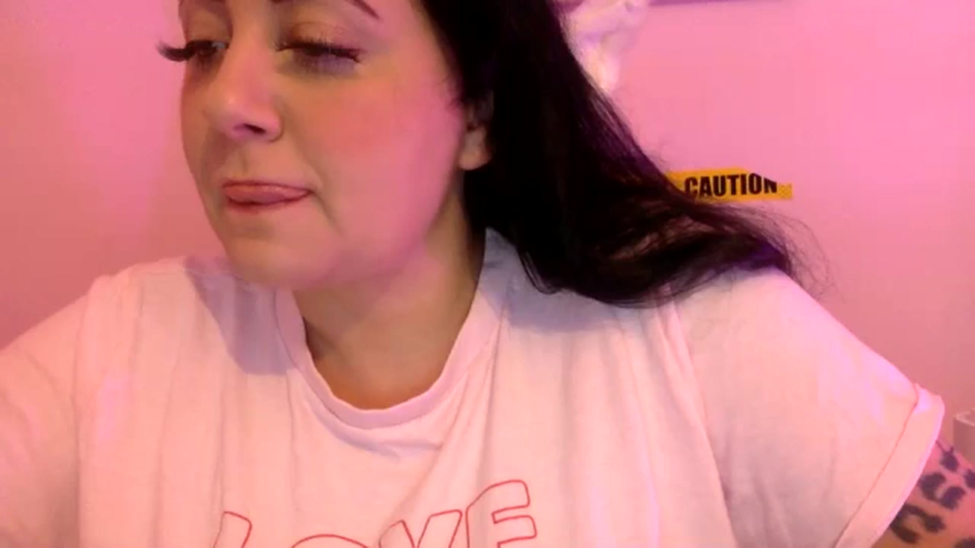 Gallery image thumbnail from Pandabella's myfreecams stream on, 06/02/2024, 24:01 image 9 of 20