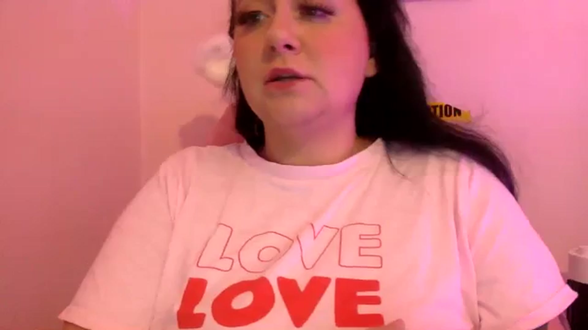 Gallery image thumbnail from Pandabella's myfreecams stream on, 06/02/2024, 24:01 image 8 of 20