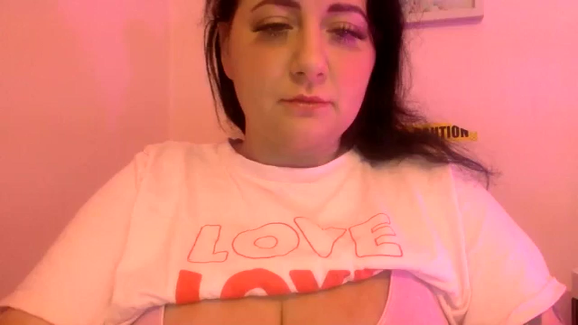 Gallery image thumbnail from Pandabella's myfreecams stream on, 06/02/2024, 24:38 image 5 of 20