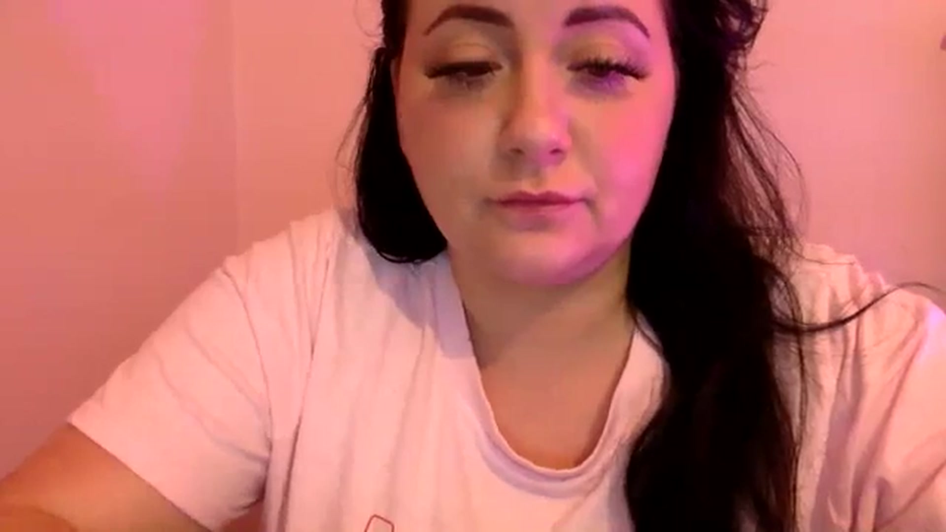 Gallery image thumbnail from Pandabella's myfreecams stream on, 06/02/2024, 03:06 image 19 of 20