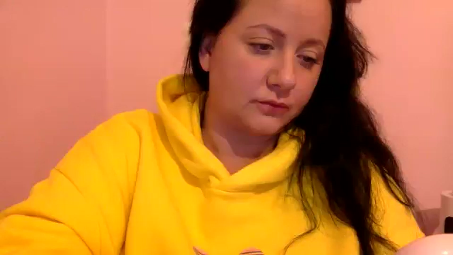 Gallery image thumbnail from Pandabella's myfreecams stream on, 06/04/2024, 23:33 image 4 of 20