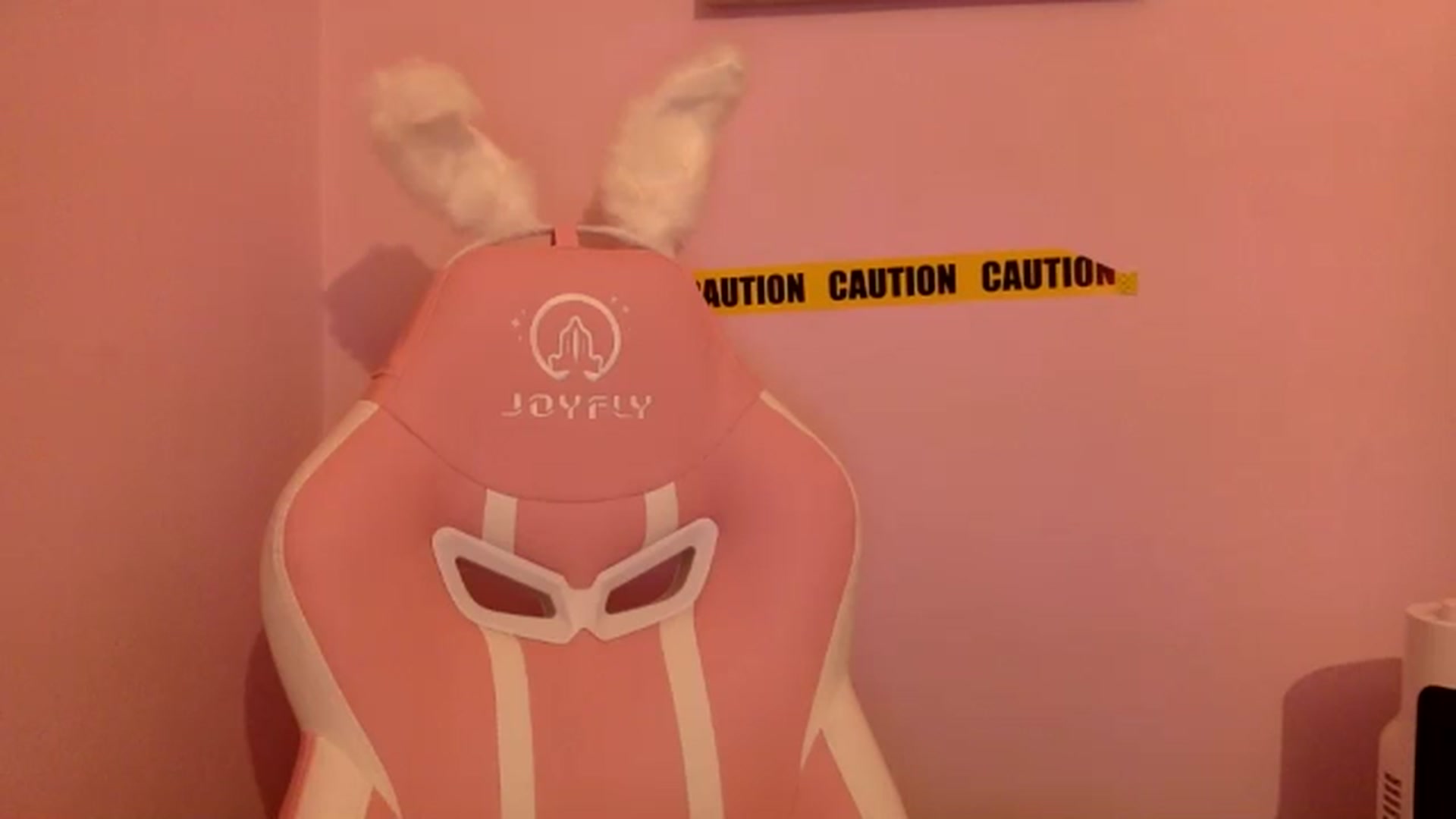 Gallery image thumbnail from Pandabella's myfreecams stream on, 06/05/2024, 24:15 image 15 of 20